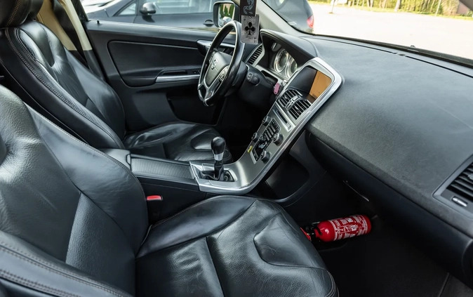Volvo XC 60 cena 52900 przebieg: 210123, rok produkcji 2013 z Brok małe 562